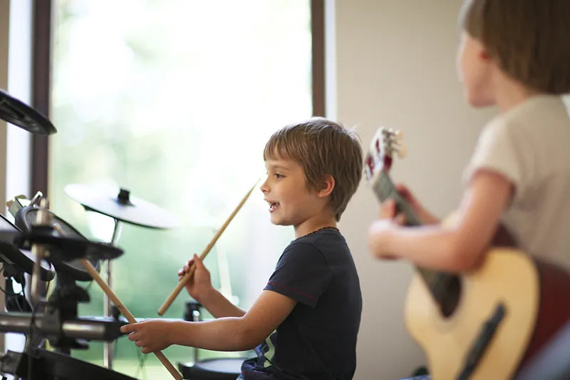 Música y niños: beneficios, herramientas y cómo abordarlos